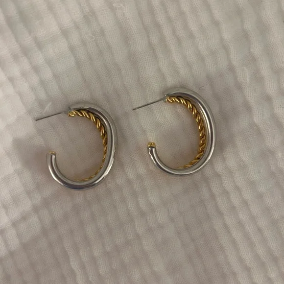 Hoop earring set - Picture 2 of 4
